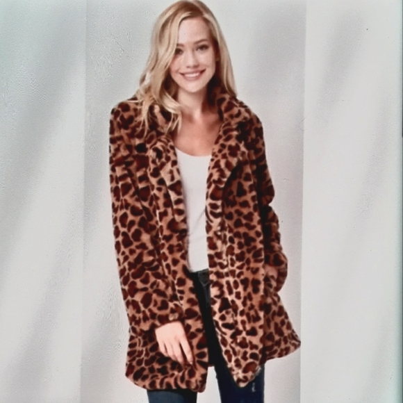 Private Label Jackets & Blazers - Leapard Faux Fur Coat